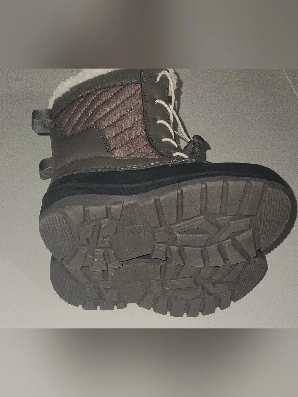 Toddler Snow Boots, Mauve, Sherpa Lining Size 13 Toddler